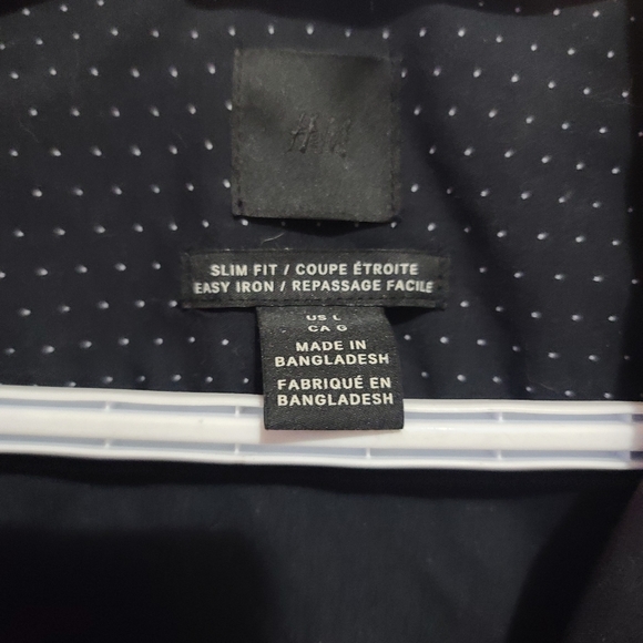 H&M Dress Shirt - Picture 2 of 3